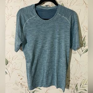 Lululemon Men’s metal vent short sleeve shirt